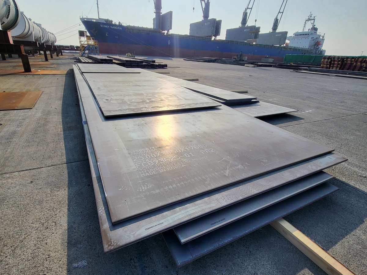 Plate laid out alongside the vessel, mill marking visible